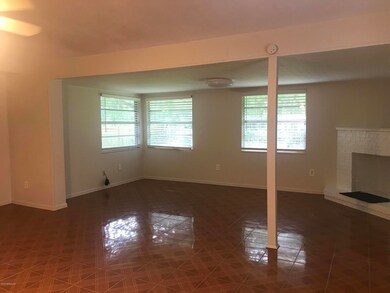 2380 Villanova Cir, Jacksonville, FL 32218 - photo 7