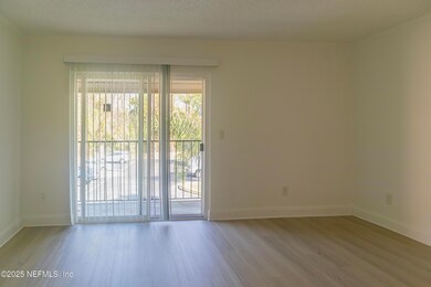 3737 Loretto Rd unit 114, Jacksonville, FL 32223 - photo 3