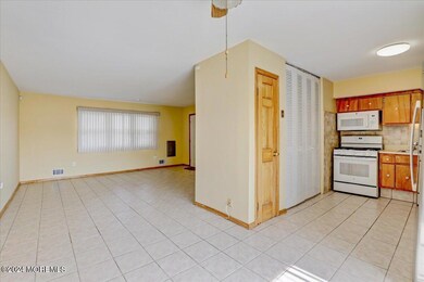 12-Dining Room