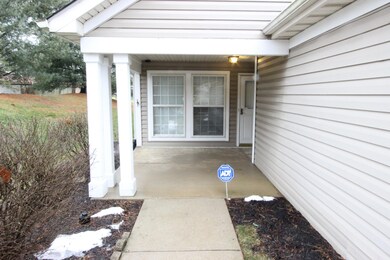 5608 Parkshire Dr unit 5608, Columbus, OH 43229 - photo 3