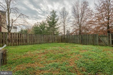 8619 Walcott Ct, Manassas, VA 20111 - photo 5