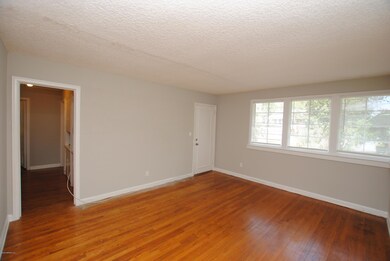 2946 Downing St unit b, Jacksonville, FL 32205 - photo 3