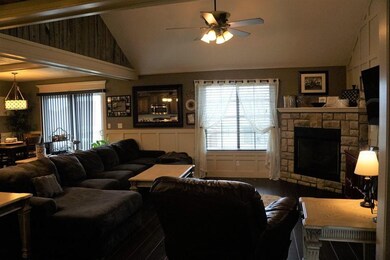 1717 E Thoroughfare Dr, Republic, MO 65738 - photo 5