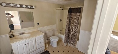 292 Samuel Gorton Ave, Warwick, RI 02889 - photo 6