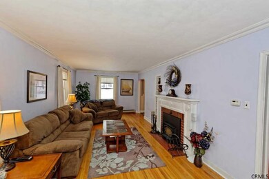 1513 Valencia Rd, Schenectady, NY 12309 - photo 4