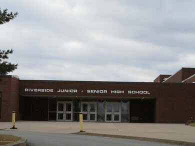 421 W Taylor St unit 423, Taylor, PA 18517 - photo 2