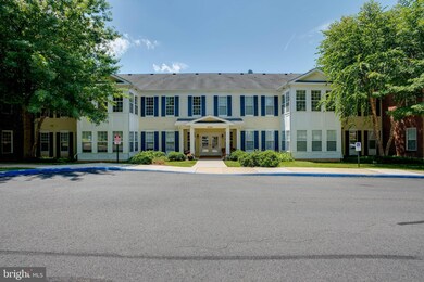 6696 Club House Ln unit 112, Warrenton, VA 20187 - photo 2