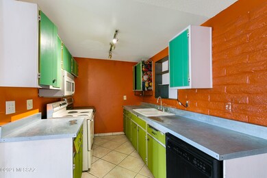 7941 E Nicaragua Dr, Tucson, AZ 85730 - photo 7