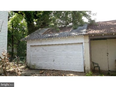 211 Evergreen Ave, Oaklyn, NJ 08107 - photo 2