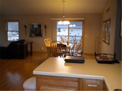 109 Waterford Cir, Winona, MN 55987 - photo 4