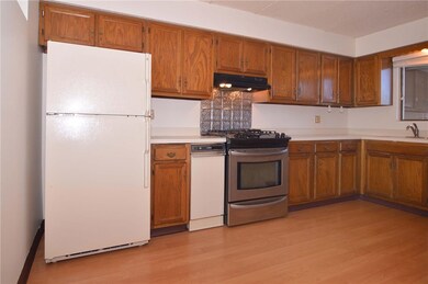 175 Hoffman Ave unit 403, Cranston, RI 02920 - photo 4