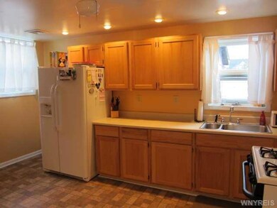 107 Lincoln Ave, North Tonawanda, NY 14120 - photo 7