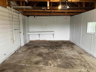 2104 E 23rd St unit Muncie, Muncie, IN 47302 - photo 5