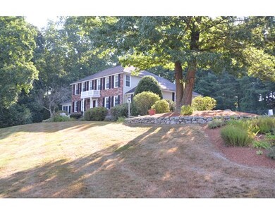 71 Surrey Ln, Dracut, MA 01826 - photo 3