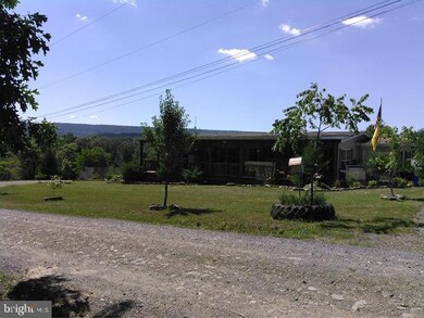 188 Douty Dr, Hedgesville, WV 25427 - photo 2