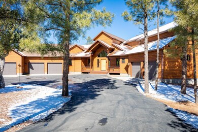 2072 Gilbert Ln (2)