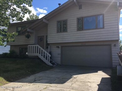 8540 Rebel Ridge Dr, Anchorage, AK 99504 - photo 2