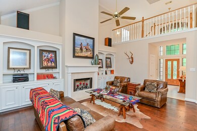 8018 Oakwood Trace, Houston, TX 77040 - photo 7