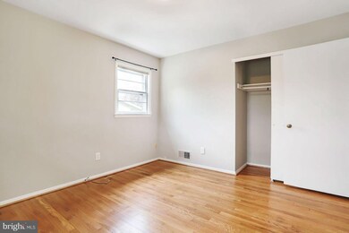 13507 Turkey Branch Pkwy, Rockville, MD 20853 - photo 7