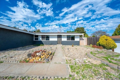 1445 Calle Marana, Lompoc, CA 93436 - photo 5