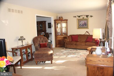 18 Midway Ave, Langhorne, PA 19047 - photo 4