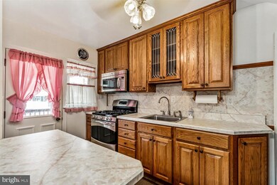 2107 Graythorn Rd, Middle River, MD 21220 - photo 4