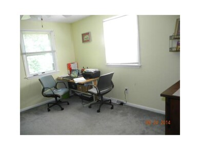 95 Versailles St, Cranston, RI 02920 - photo 7