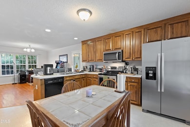 200 Hocutt Dr, Clayton, NC 27520 - photo 4