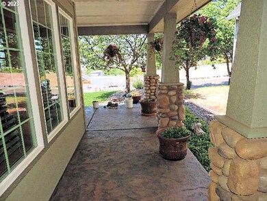 Covered Porch