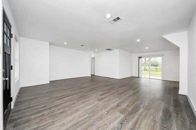 15402 Corsair Rd, Houston, TX 77053 - photo 4