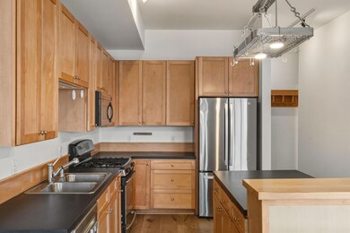 209 8th St E unit 308, Saint Paul, MN 55101 - photo 4