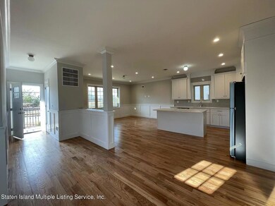 526 Drumgoole Rd E unit 1, Staten Island, NY 10312 - photo 2