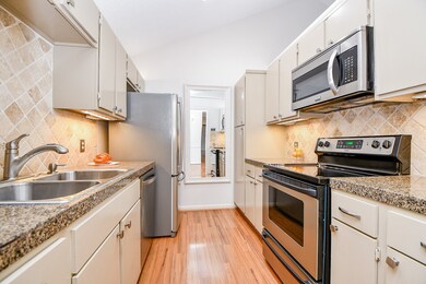 2829 Timmons Ln unit 190, Houston, TX 77027 - photo 6