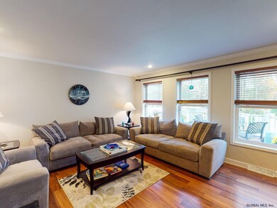 16 Red Oak Dr, Schenectady, NY 12302 - photo 2