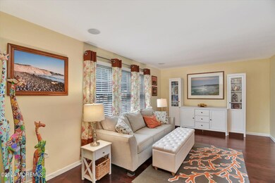 07-Living Room