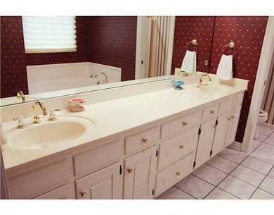 2226 Howell Tanner Chapel Rd, Lucedale, MS 39452 - photo 7