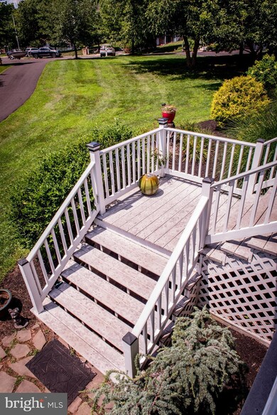 800 N 7th St, Perkasie, PA 18944 - photo 3