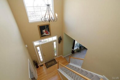 2576 Augusta Dr, Whitehall, PA 18052 - photo 3