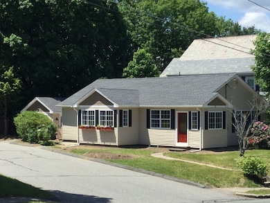 22 Park Ave, Webster, MA 01570 - photo 2