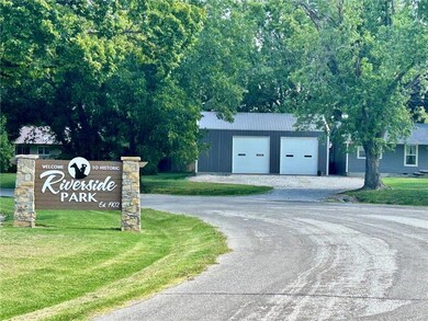 14 N Oregon St, Oswego, KS 67356 - photo 3