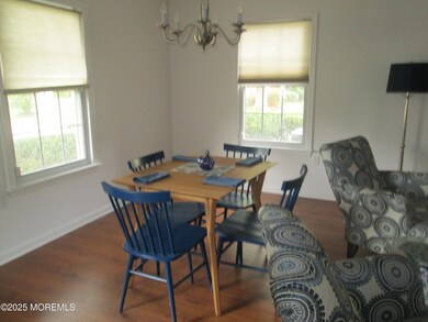 702 Wellington Place unit 702, Matawan, NJ 07747 - photo 5