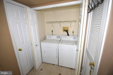 242 Windsor Ct unit 242, Glen Mills, PA 19342 - photo 7