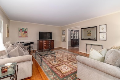 11-web-or-mls-3247 RAMSGATE RD (c)--12
