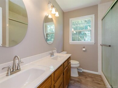 53 Tipperary Dr, Asheville, NC 28806 - photo 7