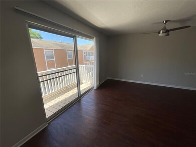 5201 S Macdill Ave unit 204, Tampa, FL 33611 - photo 4