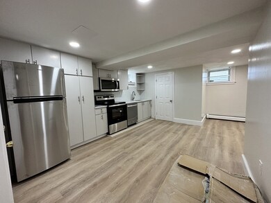 24 Wyoming St unit R, Dorchester, MA 02121 - photo 6