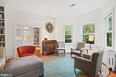 4621 Drummond Ave, Chevy Chase, MD 20815 - photo 5