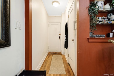 Winthrop Apartments unit 2-D, Forest Hills, NY 11375 - photo 6