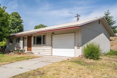 25 S Lombard Ave, East Wenatchee, WA 98802 - photo 3