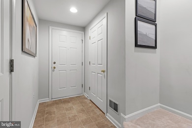 45609 Grand Central Square, Sterling, VA 20166 - photo 4